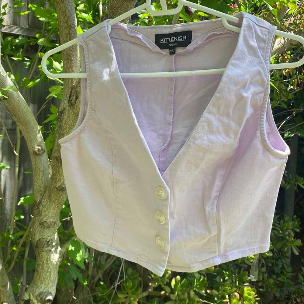 Cropped, light lavender Kittenish vest